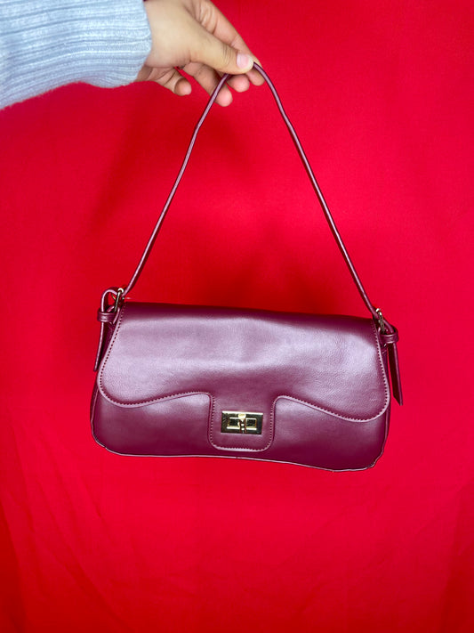 Classic Envelope Shoulder Bag